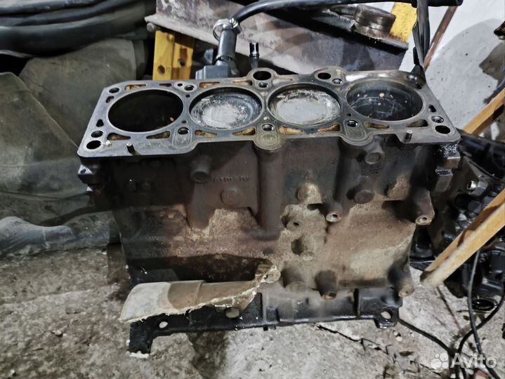 Двигатель Фольксваген AFT