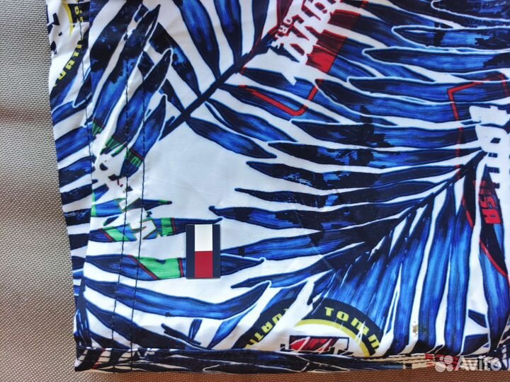 Новые шорты tommy hilfiger