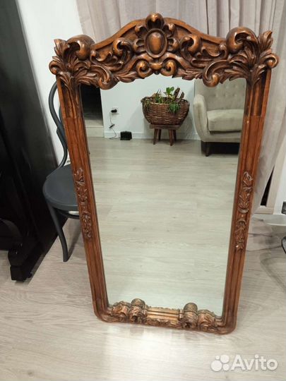 Зеркало резное, ручной работы