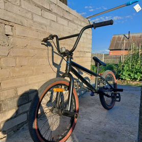 Трюковой велосипед bmx