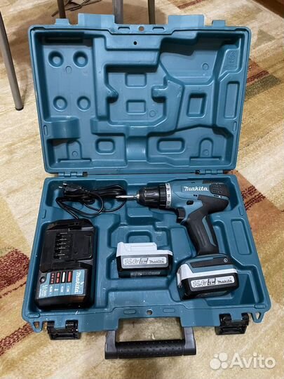 Аккумуляторный шуруповерт Makita 14.4V