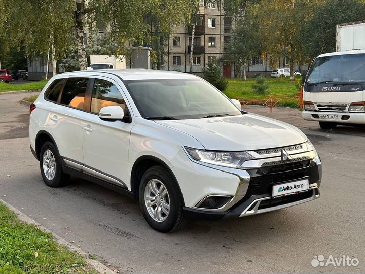 Mitsubishi Outlander 2.0 CVT, 2018, 56 070 км