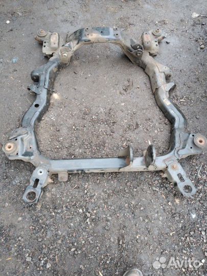 Подрамник (балка подмоторная) Captiva С100