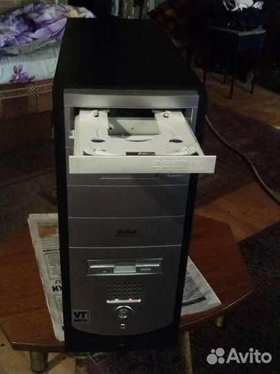 Игровой компьютер,приставка 