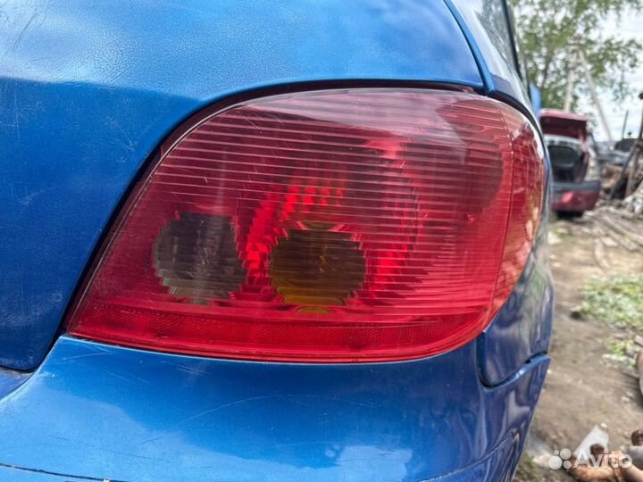 Фонарь задний правый Peugeot 307 хетчбек KFW TU3JP