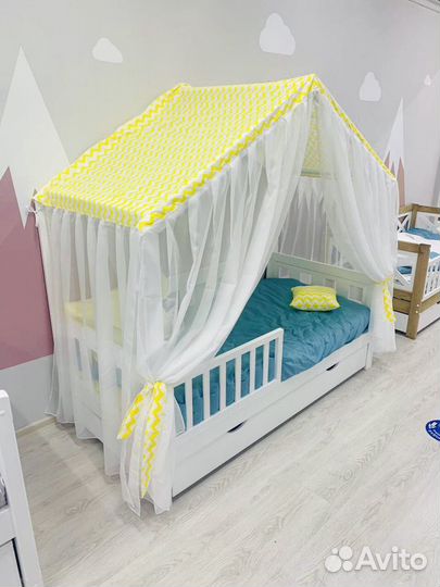 Крыша и занавески для кровати домика