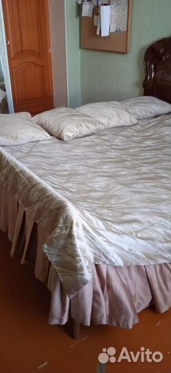 Покрывало атлас шелк