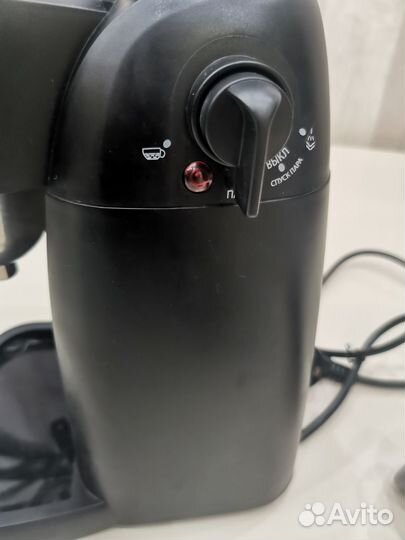 Кофеварка рожковая dexp EM-800, черный