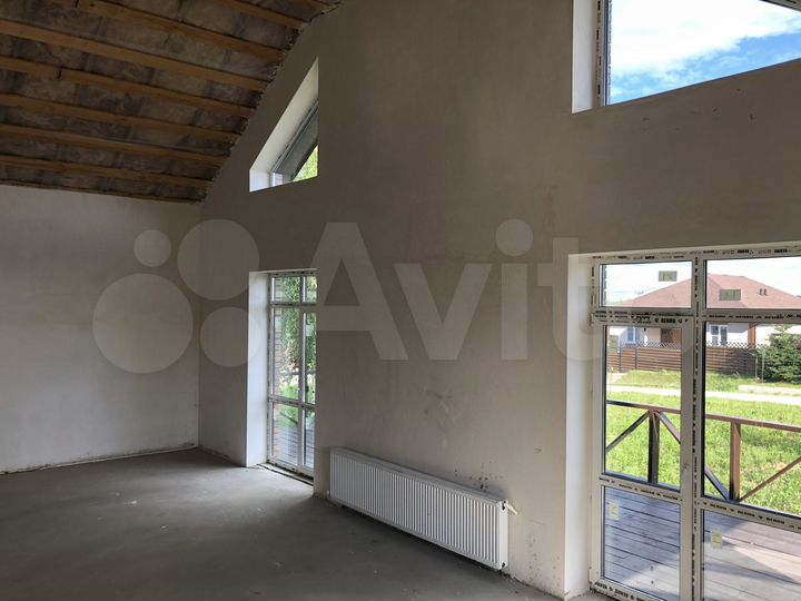 Коттедж 140 м² на участке 10 сот.