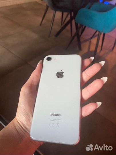 iPhone 8
