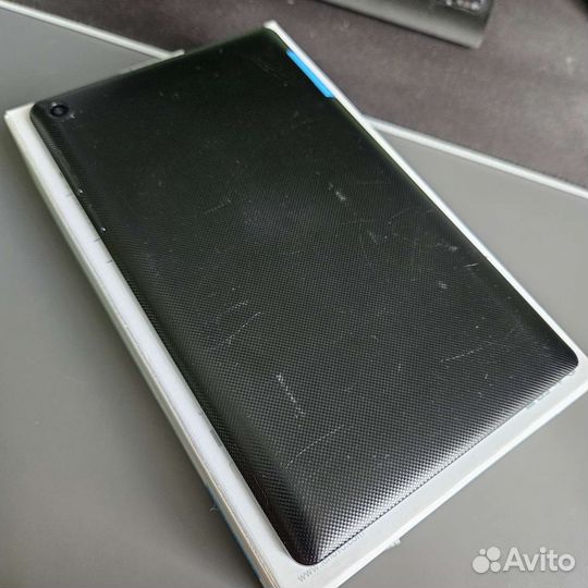 Планшет Lenovo TAB3 Essential 1гб/8 гб