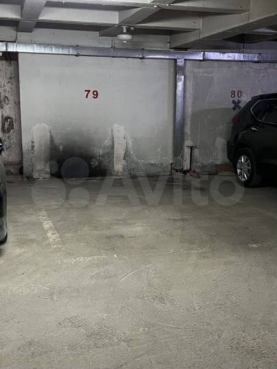 Машиноместо, 15 м²