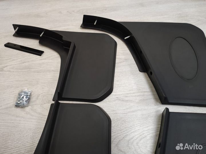 Брызговики широкие, большие Land Rover Defender