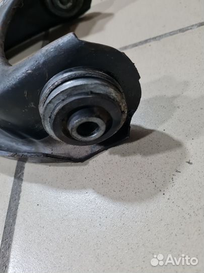 Рычаг передний Renault Megane I