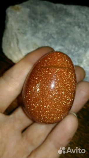 Пасхальное яйцо из авантюрина