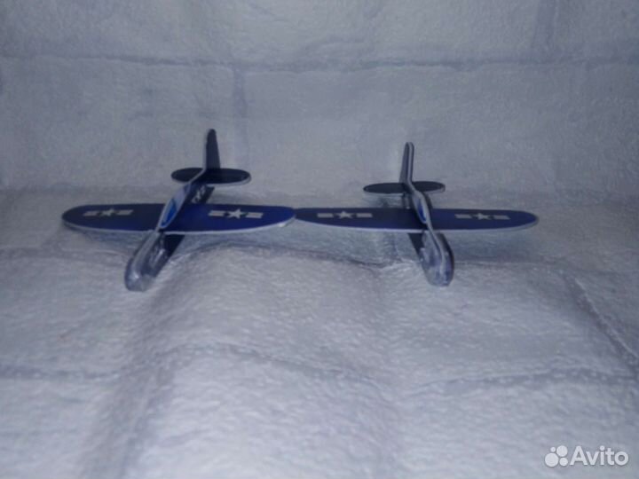 Игрушки летающие самолётики