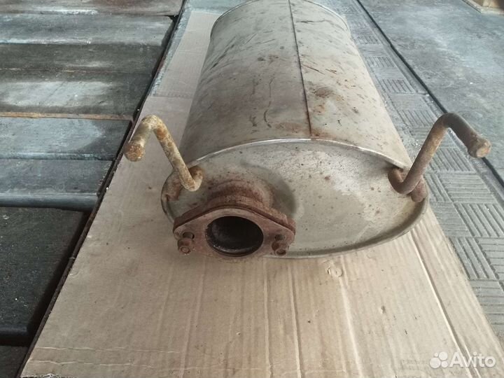 Глушитель на ссанг енг кайрон 2.0