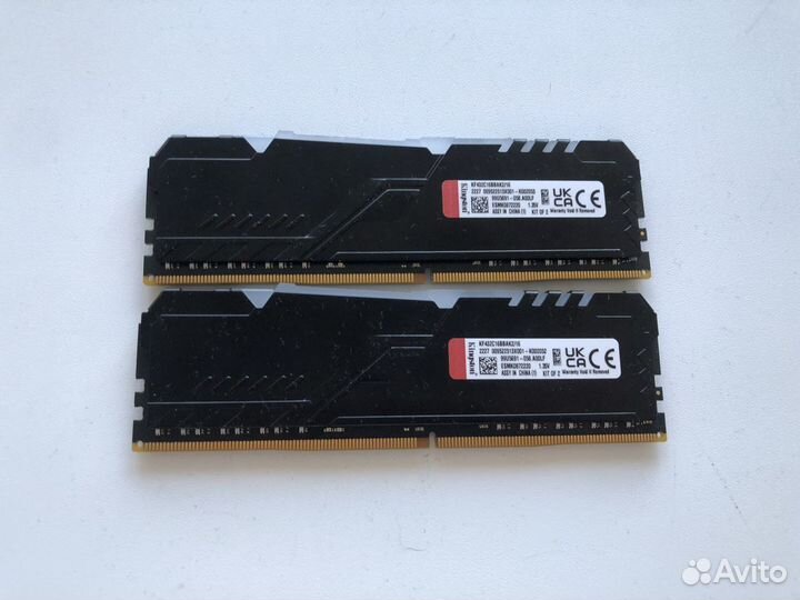 Оперативная память ddr4 kingston fury 16gb Rgb