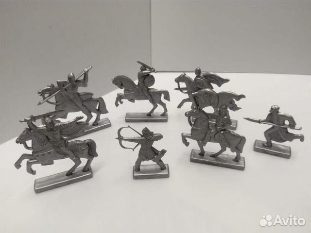 Солдатики, богатыри