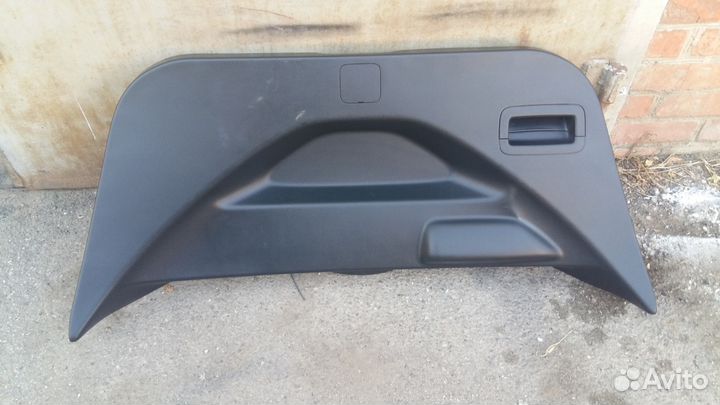 Обшивка крышки багажника Honda Fit Jazz кузов GE