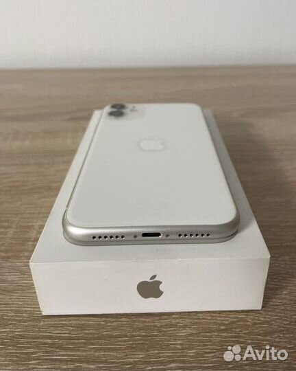 iPhone 11, 128 ГБ