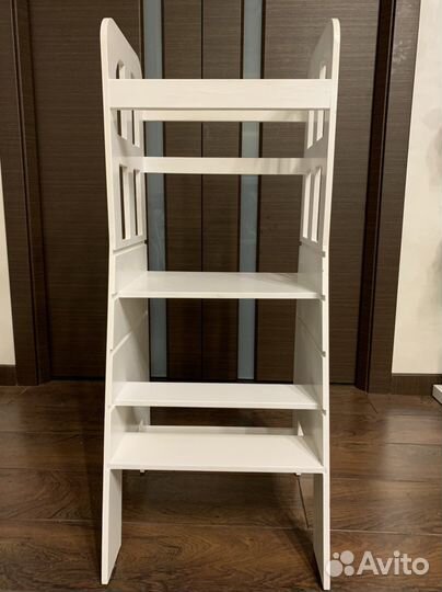 Башня помощника монтессори