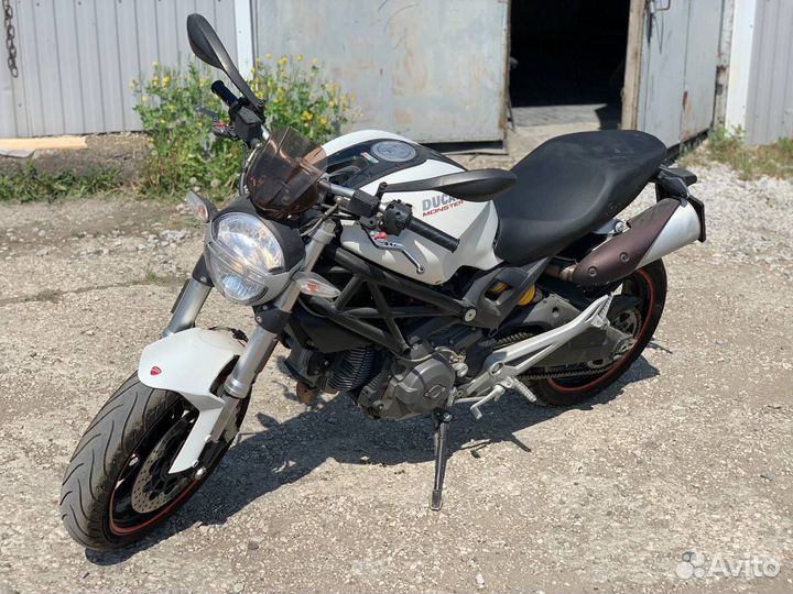 Ducati monster 696 ABS