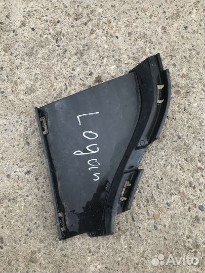 Воздуховод радиатора правый Renault Logan 2