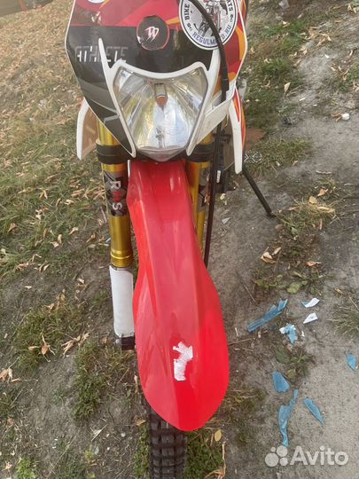 RegulMoto Athlete 250 Эндуро