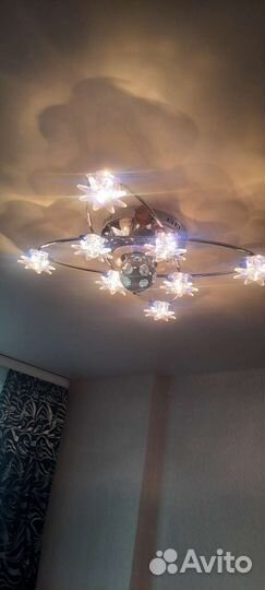 Люстра потолочная светодиодная с пультом