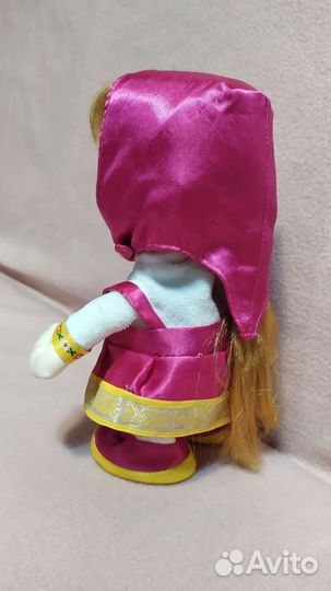 Кукла Маша,танцует и поет,повторит ваши фразы