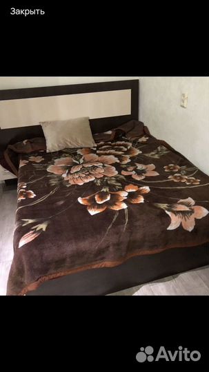 Кровать двухспальная с матрасом