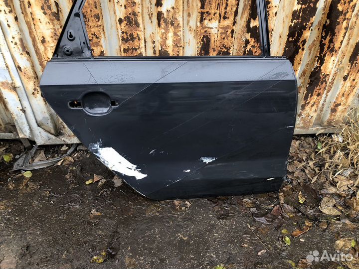 Задний правый дверь Фолцваген Поло 2010-2020