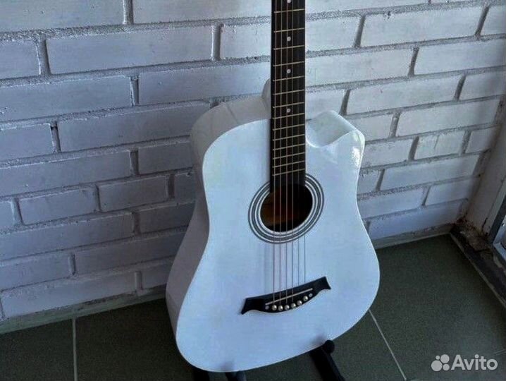 Акустическая гитара / Классическая гитара