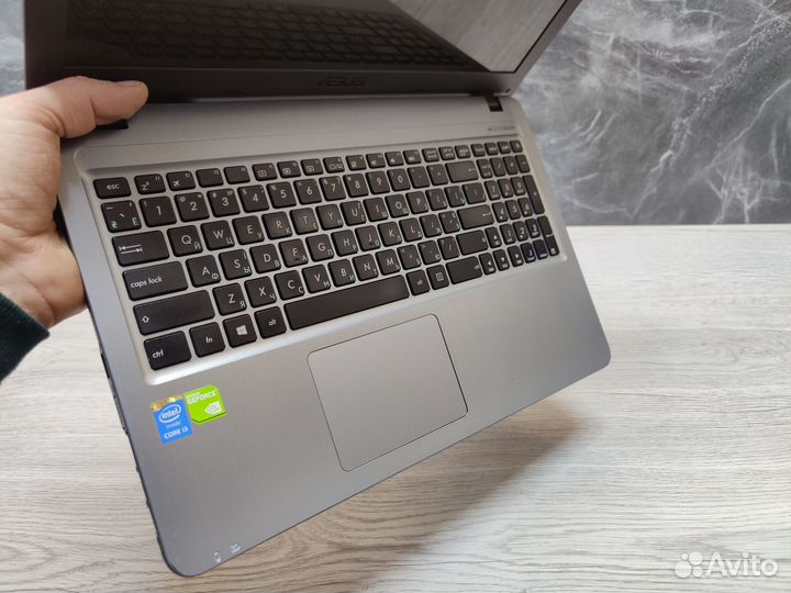 Ноутбук asus X540LJ (SSD 240 Gb )