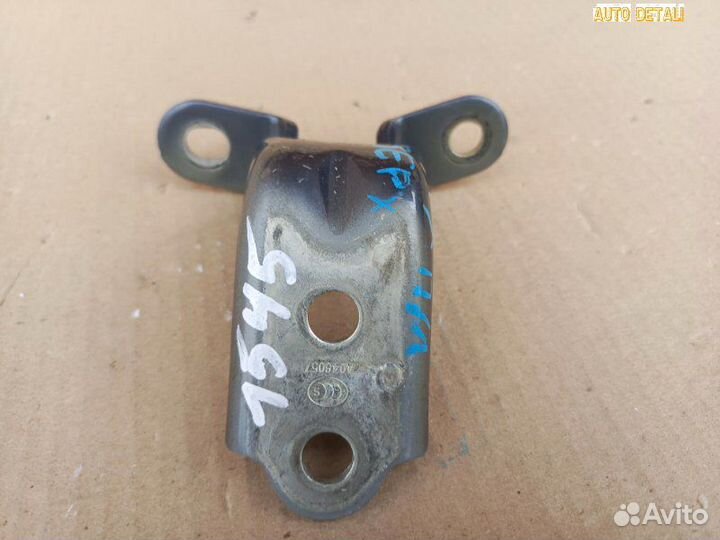 Петля двери передней левой Киа Спортейдж 4