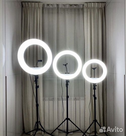 Кольцевая лампа со штативом новое