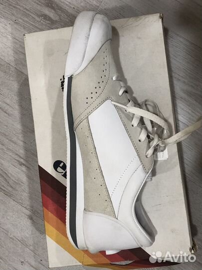 Кроссовки ellesse 44 р