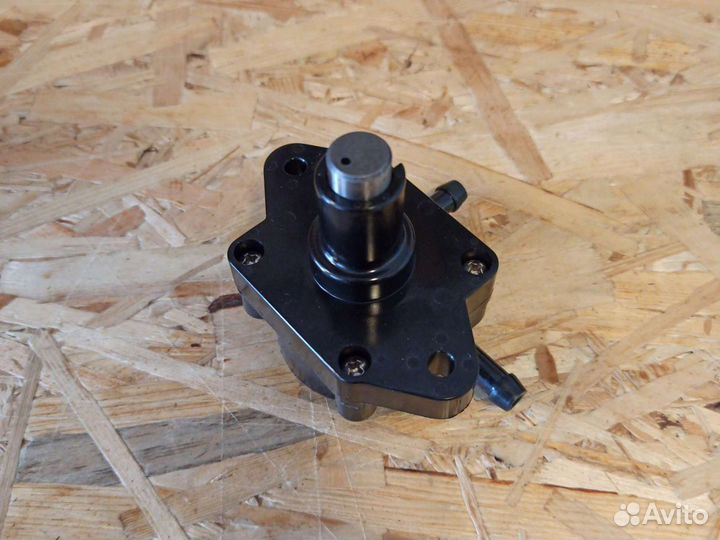 Бензонасос suzuki DF50-140 15100-90J11-000