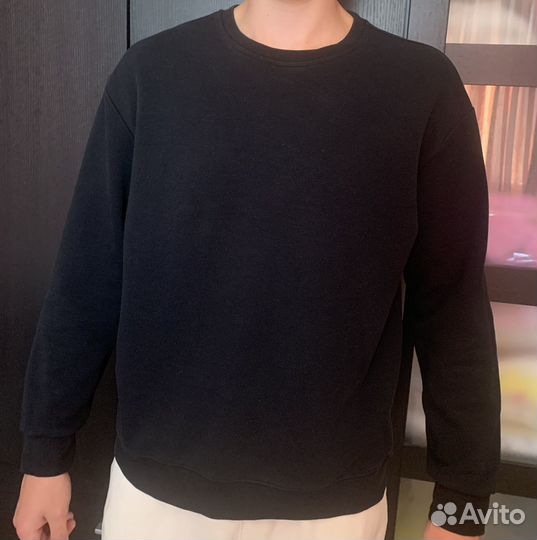 Свитшот черный