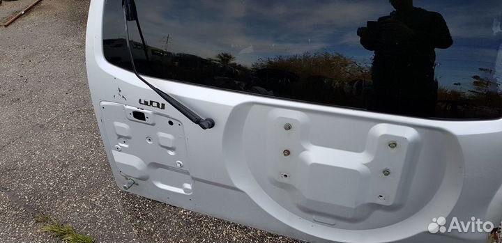 Mitsubishi Pajero 3 2000-2006 Крышка багажника