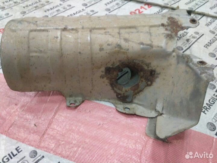 Защитный экран выпускного коллектора Citroen C4 2