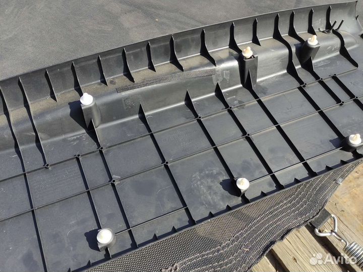 Нисан ноут обшивка двери багажника