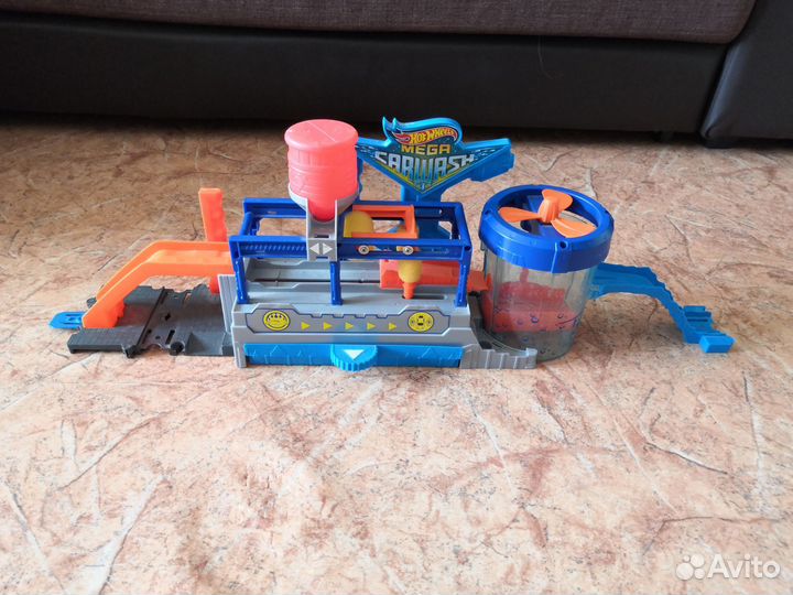 Трек хот вилс Автомойка