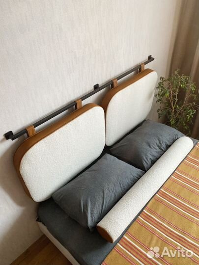 Мягкое изголовье для кровати