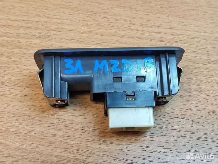 Кнопка эсп задняя левая, Mazda 626 GD