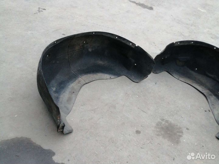 Подкрылок задний на BMW X5E70