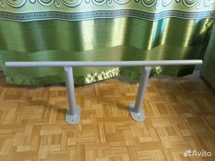 Настенный турник