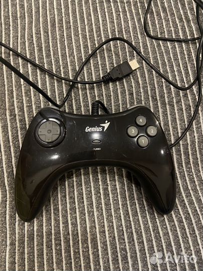 Геймпад Genius
