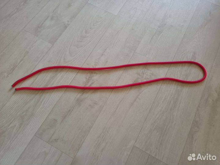 Гимнастическая скакалка